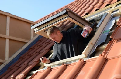 Pose de fenêtres de toit Velux à Gouville-sur-Mer